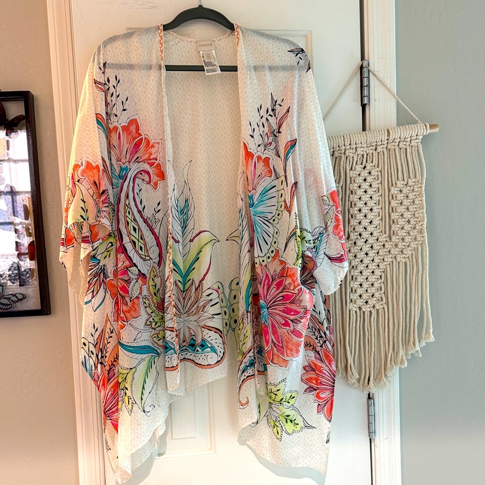 NEW Chico's Floral Poncho Top